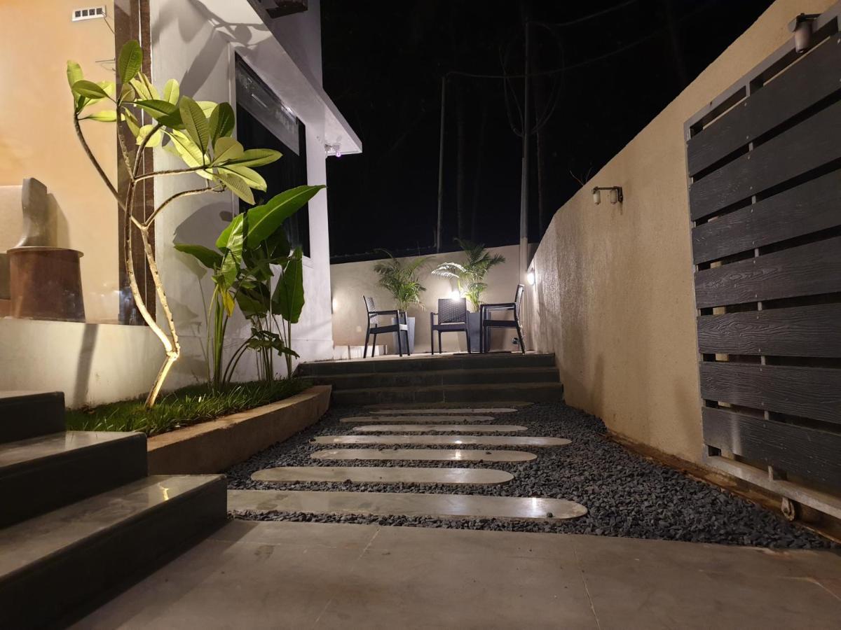 Celebrations - Vagator - Goa Hotel Bagian luar foto